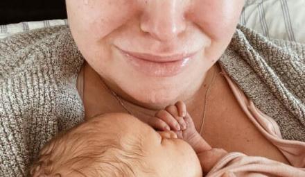 Foto: IG @onwardshestumbles