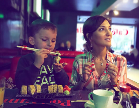 Rollos de sushi de plátano para tus peques #Sábadosdecomiditas